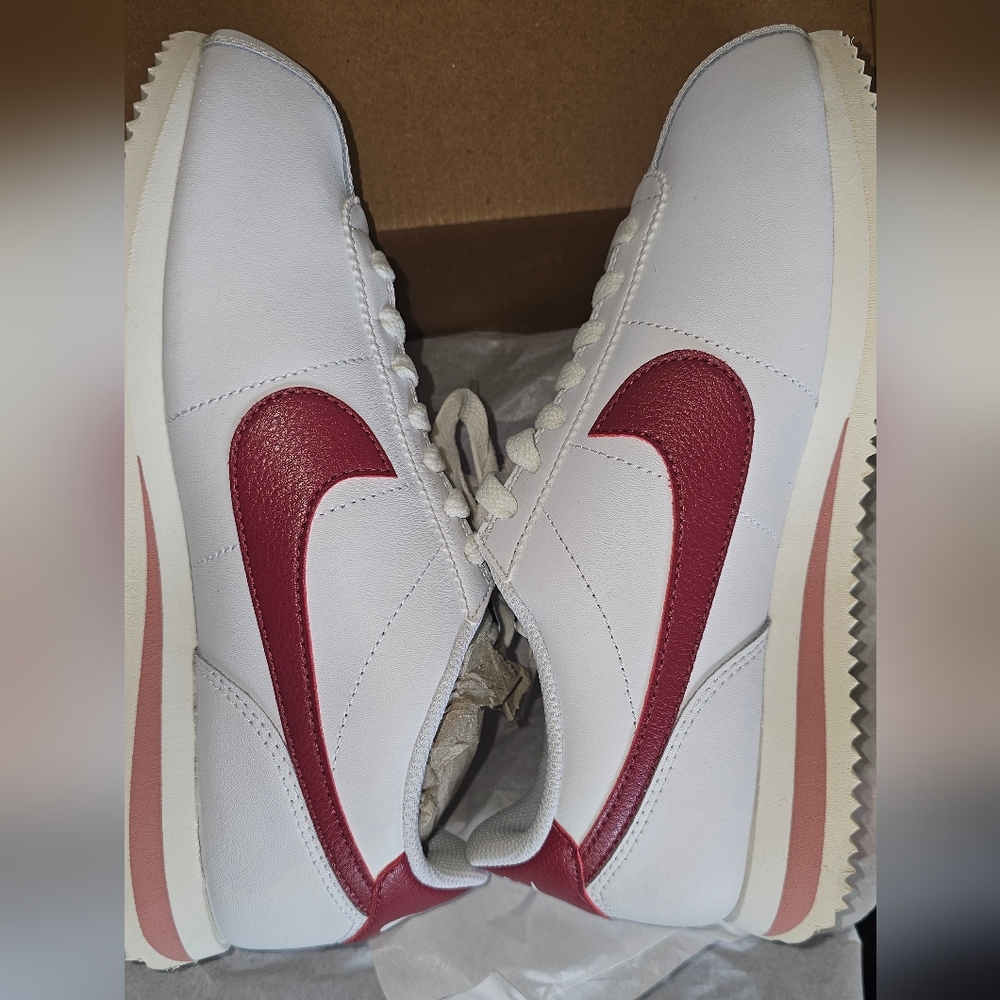 Nike Classic Cortez White Red Crush (7)